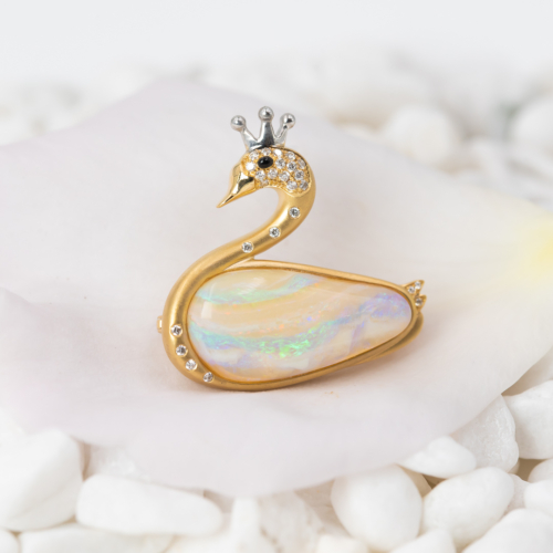 swan princess gold pendant 1