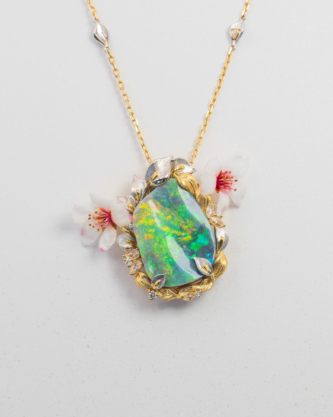 Alocasia Black Opal Pendant - Image 2