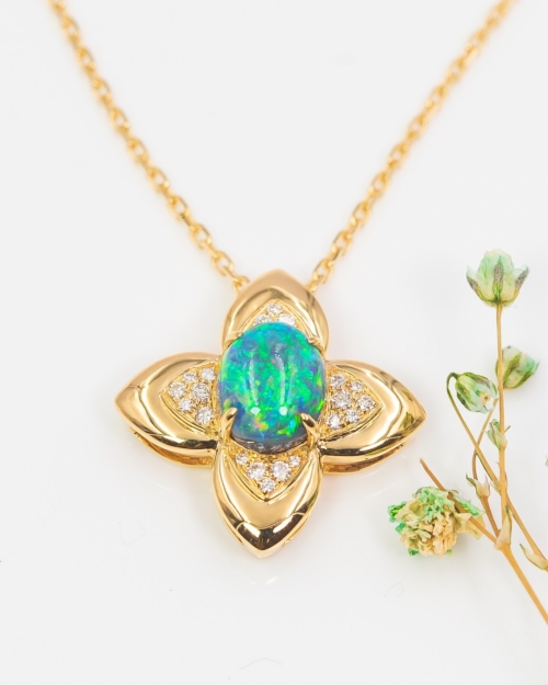 Alternative view of Black Opal Lucky Clover Pendant
