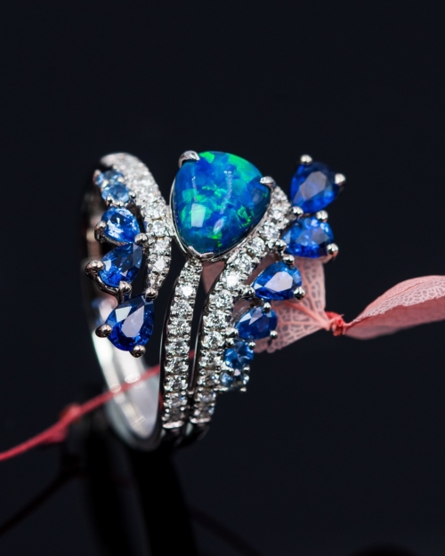 Alternative view of Wave-Formed Black Opal Flower Ring